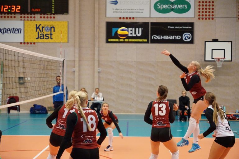 Damer-B Tar En Skön Hemmavinst | Sollentuna Volleybollklubb